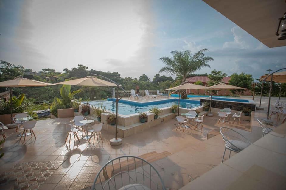 Mont Bleu Hotel Libreville Exterior photo